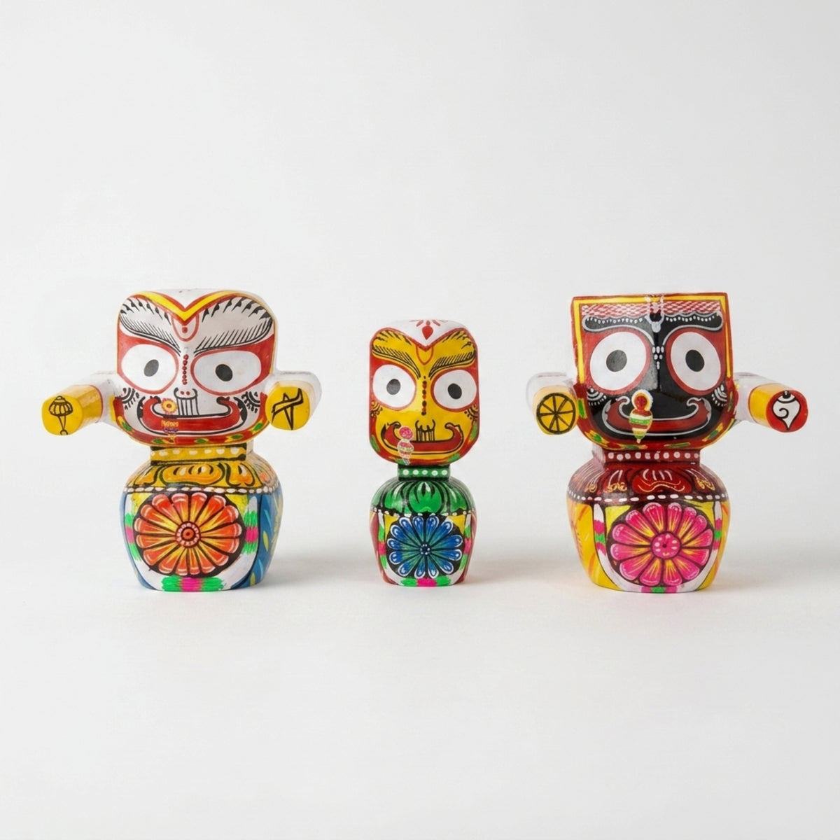 handcrafted wooden jagannath, balabhadra, and subhadra idol trio (size: 6")